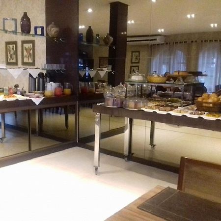 Wembley Park Hotel Porangatu Ngoại thất bức ảnh
